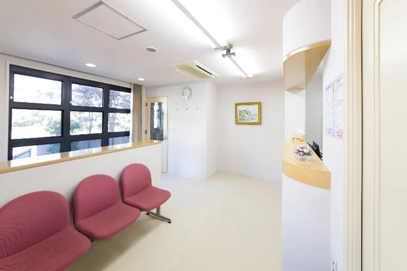 診察は予約制で、患者さんとのコミュニケーションを大切にしています